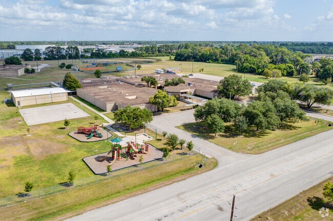 Dunn Elementary School overview at Northview, TX.