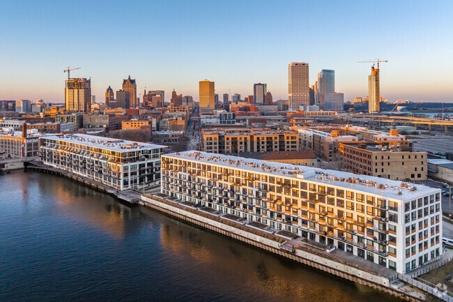 The Historic Third Ward sits between Downtown Milwaukee and the Milwaukee River.