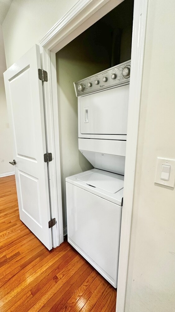 1145 W Lunt Ave unit 1157-3, Chicago, IL 60626 - photo 7