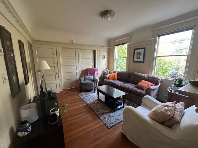 2126 Blake St unit A, Berkeley, CA 94704 - photo 4