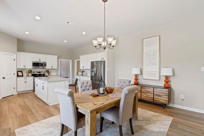 137 Ridley Ln, Youngsville, LA 70592 - photo 3