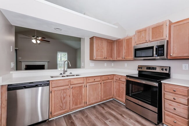 4204 Compton Ct, Indian Trail, NC 28079 - photo 7