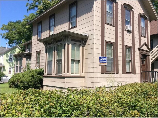 203 N State St unit 2, Ann Arbor, MI 48104 - photo 2