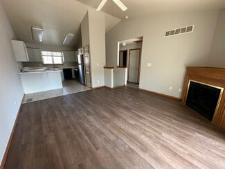 440 4th Ave, Coralville, IA 52241