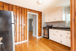 57 Atherton St Unit 1R, Somerville, MA 02143