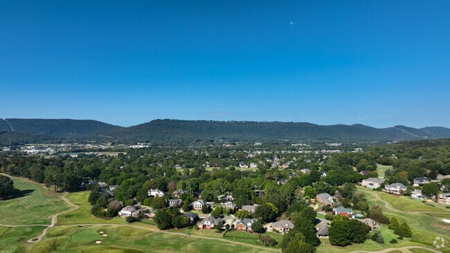 NH_HamptonCove_525573_7-25-24