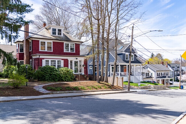 Well-maintained homes in Upper Washington-Spring Street date back to the late 1800s.