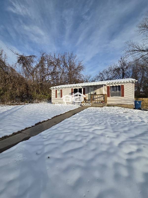 2350 N 5th St, Saint Charles, MO 63301 - photo 2