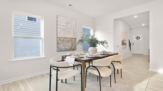 2058 10th St SE, Hickory, NC 28602 - photo 6