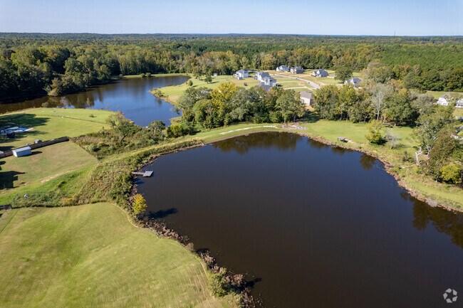 Cataula has small ponds and lakes throughout the neighborhood creating scenic views.