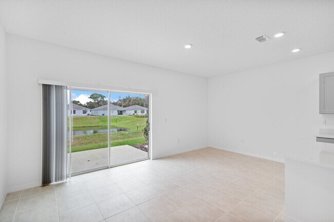 148 River Front Way, Edgewater, FL 32141 - photo 4