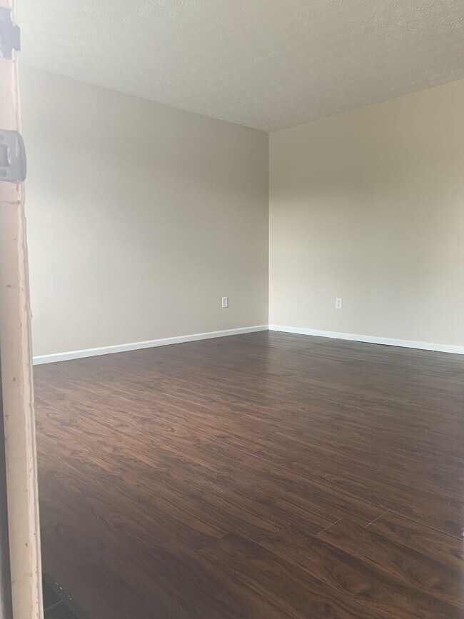 5984 Little Brook Way, Columbus, OH 43232 - photo 2