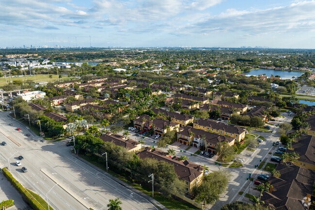 Lakeside South is your kind of place if you are looking to live in a gated community.