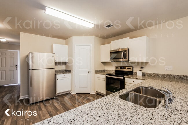 270 Christopher St, Duncan, SC 29334 - photo 6