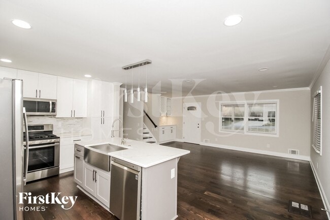 2237 Powers Ferry Dr SE, Marietta, GA 30067 - photo 4