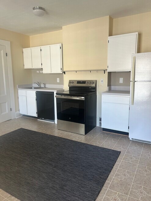 200 Norfolk St unit 2, Cambridge, MA 02139 - photo 1