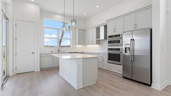 12569 SW Leopold Way, Port St. Lucie, FL 34987 - photo 3