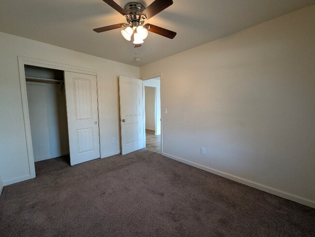 4758 Skyway unit 8, Paradise, CA 95969 - photo 7