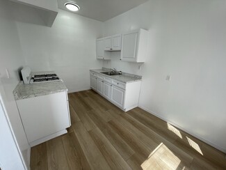 919 S Manhattan Place, Los Angeles, CA 90019