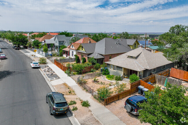 Single-story homes are the most common style in South Broadway.