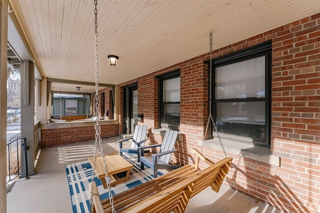 11321 Hessler Rd unit ID1365988P, Cleveland, OH 44106 - photo 7