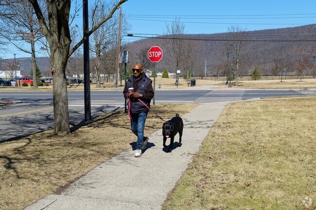 45 percent of adults in Corning have at least a bachelor's degree making it one of the most well-educated cities in the nation.