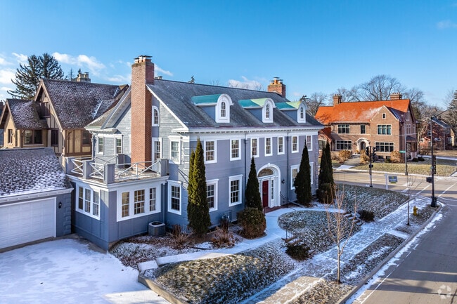 Classic colonial revival houses in Fond Du Lac.