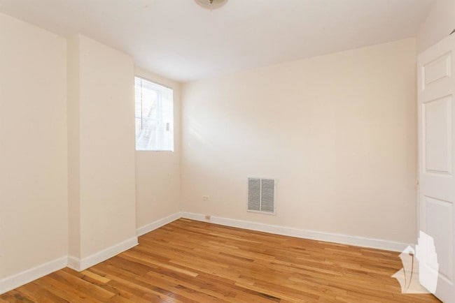 1101 W Wellington Ave unit 1103-3, Chicago, IL 60657 - photo 6