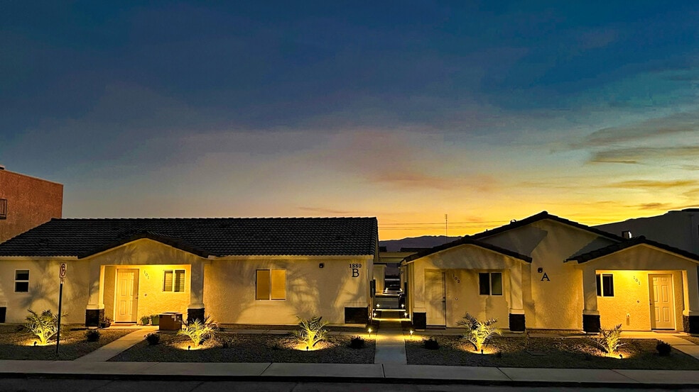 1880 Swanson unit 2BD2BA, Lake Havasu City, AZ 86403 - photo 1
