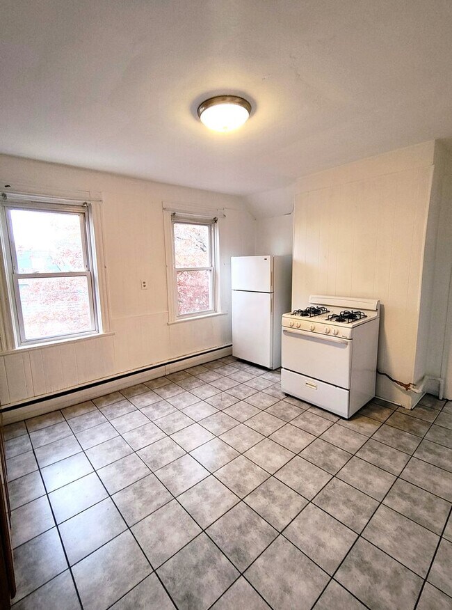 3 Veto St unit 3, Providence, RI 02908 - photo 5