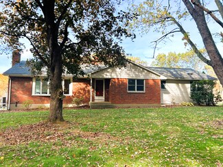 39 Jackson St, Avon, CT 06001