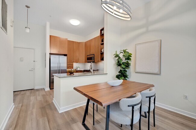 Capitol Hill Tower unit 103, Washington, DC 20003 - photo 6