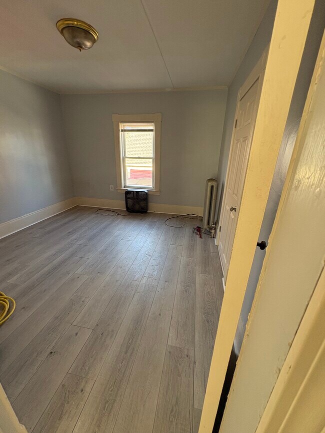 121 London St unit 2, Lowell, MA 01852 - photo 5