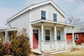 1925 S State St, Lockport, IL 60441