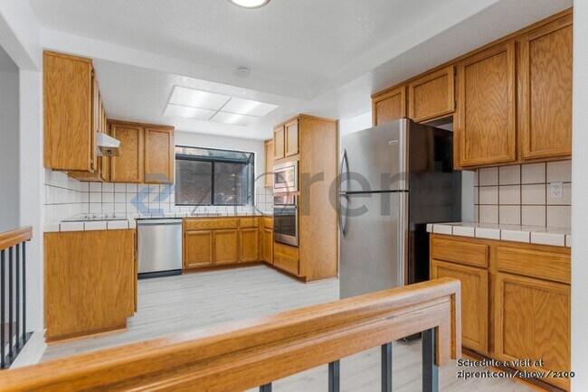 5429 Cabrillo Sur, El Sobrante, CA 94803 - photo 5