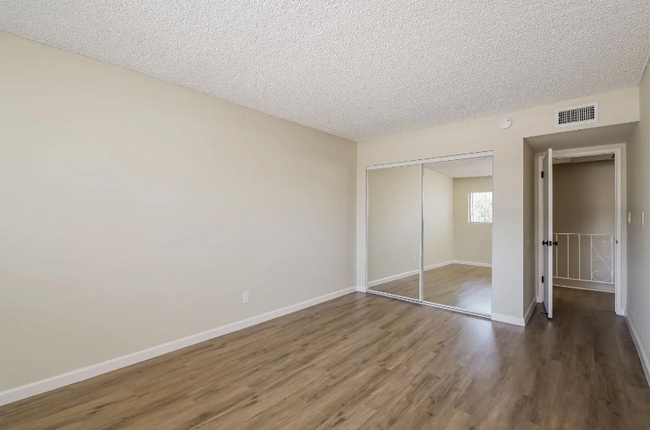 220 E Live Oak St unit 19, San Gabriel, CA 91776 - photo 3
