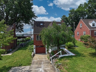 445 Jenne Dr, Pittsburgh, PA 15236