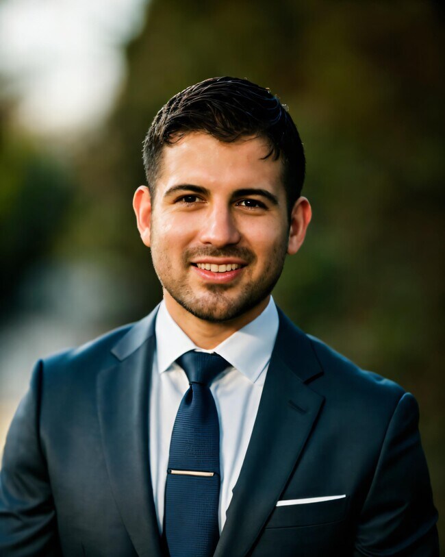 Agent Photo