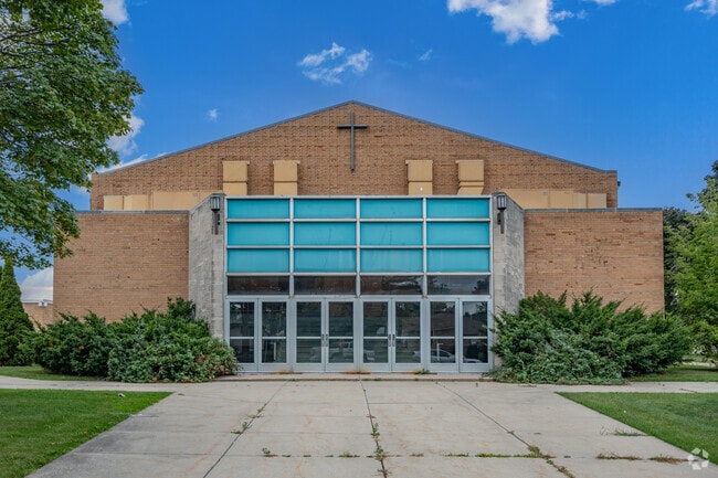 Blessed Savior School is a wholesome K3-8 grade school located off of N. 64th St.