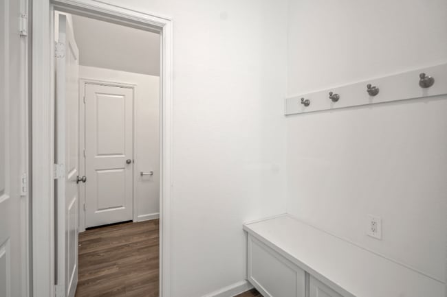 613 Royal Arch Dr, Conroe, TX 77304 - photo 5