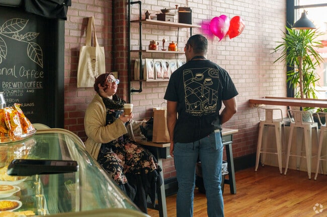 LaTinto is a Latin American café & bakery in Overland.