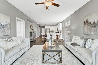 706 Barnwood Hill Dr, Wentzville, MO 63385