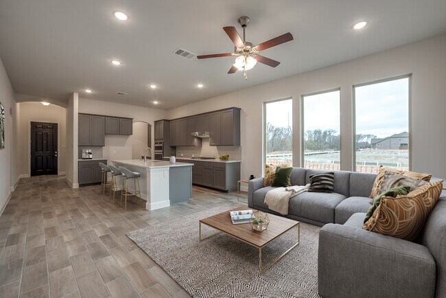 318 Bluestem Dr unit 37072552, Euless, TX 76039 - photo 5