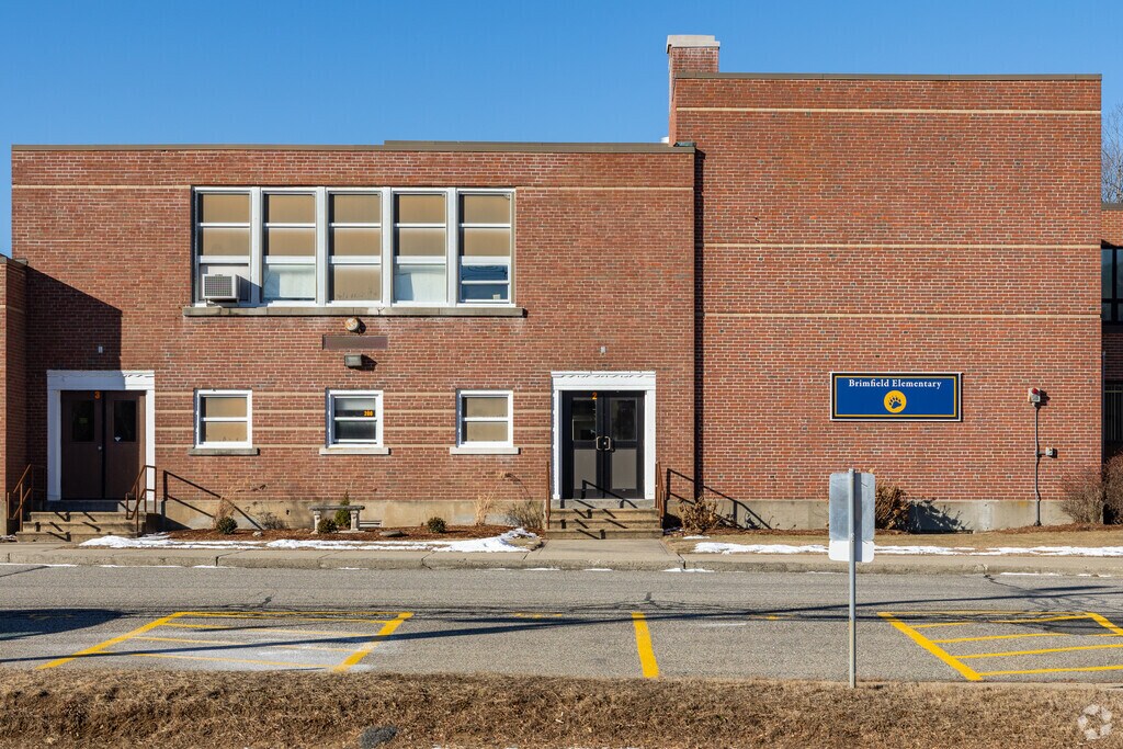 Brimfield Elementary School receives an overall score of A- from Niche.