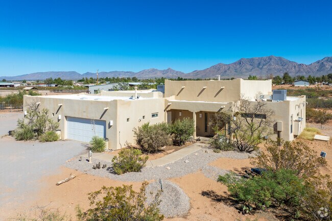 Newer homes built in Homestead Acres are typically found in the Pueblo Revival style.