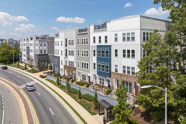 Condominium living in Parole.