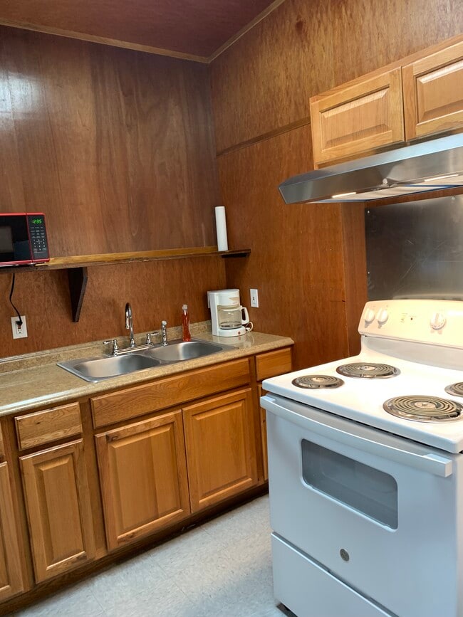 5843 N Highway 1 unit 1., Lockport, LA 70374 - photo 4