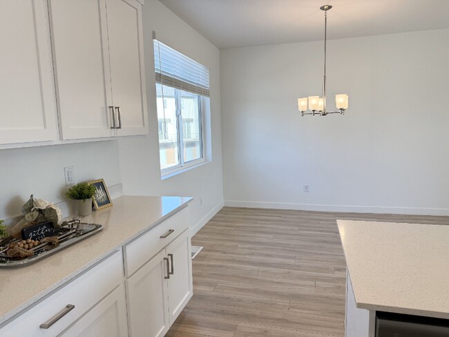 548 S 900 W, American Fork, UT 84003 - photo 5