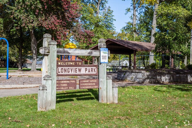 The welcome sign at Longview Park in Rock Island, Illinois.