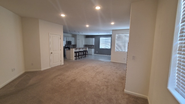 967 Croston Springs Dr, Sparks, NV 89436 - photo 4